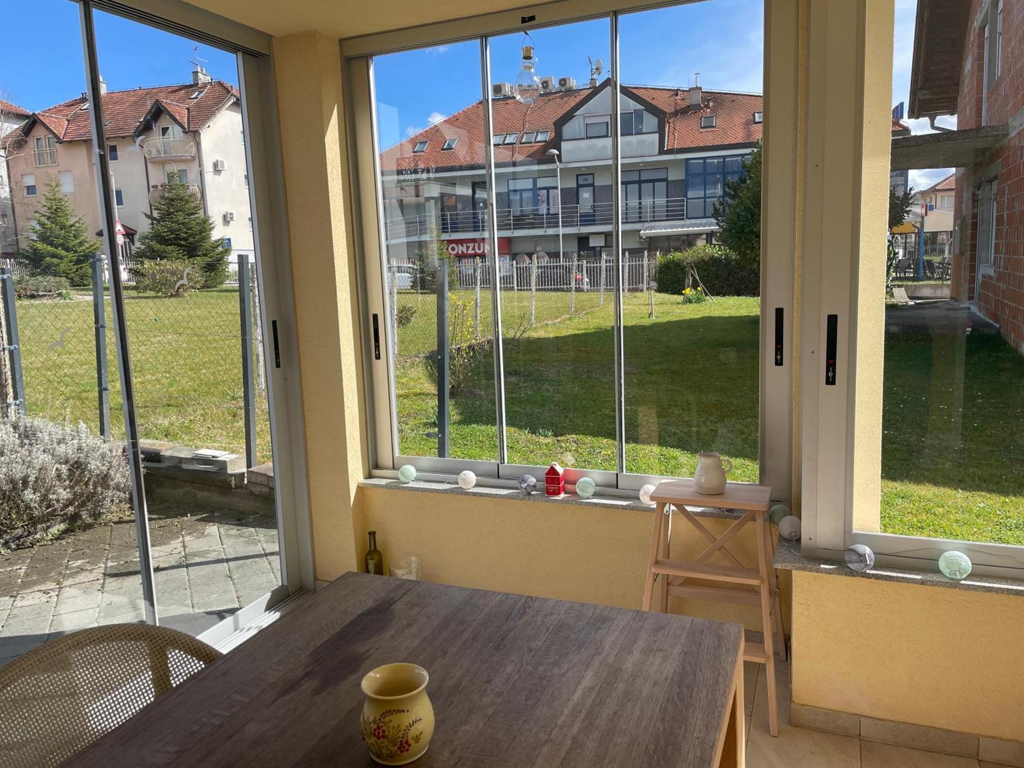 Minihaus In Zagreb Apartment Sesvete Bagian luar foto